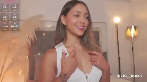 Snapshot of victoria__rossi chatting on October 11, 2025, 1:53 pm online show from October 11, 2025, 1:53 pm