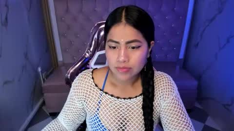 victoria_b_ online show from October 15, 2025, 8:20 pm