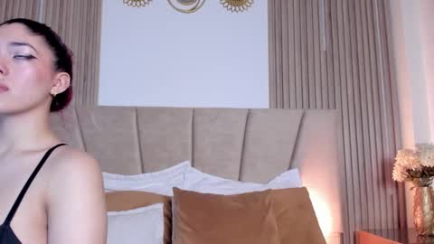 VIC online show from November 9, 2025, 11:41 am