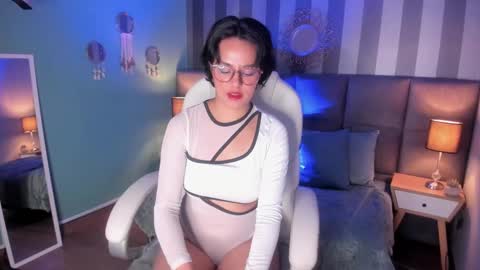 Victoria online show from January 25, 2025, 2:25 pm