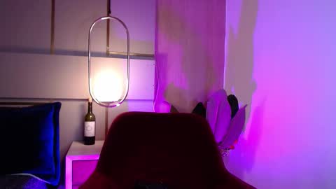 Snapshot of victoria_collinns chatting on November 15, 2025, 12:23 pm Victoria Collins online show from November 15, 2025, 12:23 pm