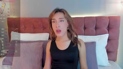 victoria online show from November 19, 2025, 8:09 pm