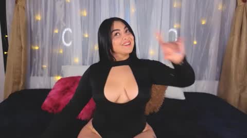 Snapshot of victoria_jonhss chatting on November 20, 2025, 12:22 am Victoria online show from November 20, 2025, 12:22 am