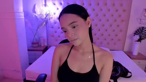 Snapshot of victoria_kitt chatting on October 10, 2025, 7:46 pm victoria_kitt online show from October 10, 2025, 7:46 pm