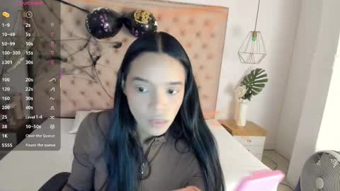 Snapshot of victoria_kitt chatting on October 20, 2025, 2:50 pm victoria_kitt online show from October 20, 2025, 2:50 pm