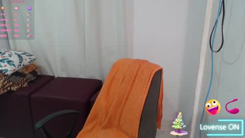 Snapshot of victoria_milf06 chatting on December 30, 2024, 9:48 am victoria online show from December 30, 2024, 9:48 am