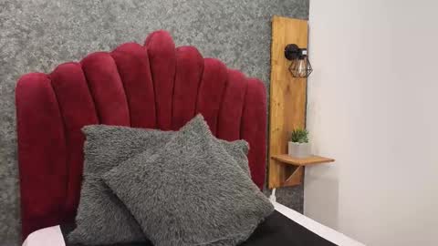 Snapshot of victoria_noir_18 chatting on October 21, 2025, 7:14 pm Vicky online show from October 21, 2025, 7:14 pm