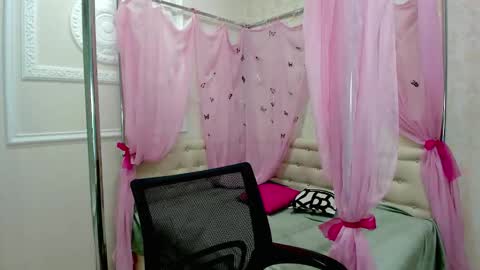 Victoria  online show from January 16, 2026, 12:09 pm