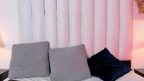 Snapshot of victoria_queen2 chatting on May 16, 2026, 2:19 am victoria_queen2 online show from May 16, 2026, 2:19 am