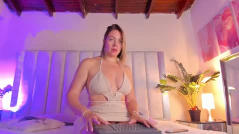 VICTORIA online show from December 12, 2024, 2:44 pm