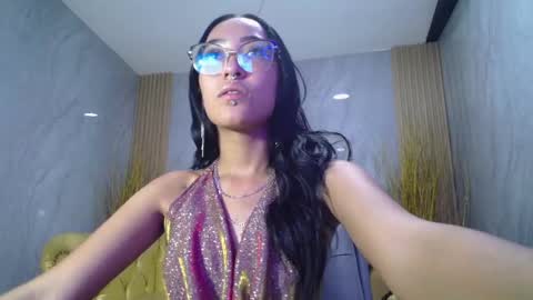 Snapshot of victoria_ricci_a chatting on January 20, 2025, 8:40 pm Victoria online show from January 20, 2025, 8:40 pm