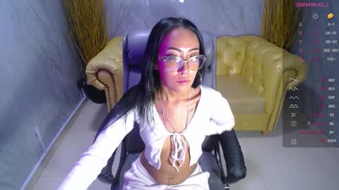Snapshot of victoria_ricci_a chatting on January 29, 2025, 10:32 pm Victoria online show from January 29, 2025, 10:32 pm