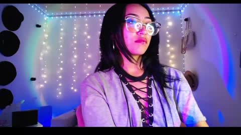 Snapshot of victoria_ricci_a chatting on March 9, 2025, 4:05 am Victoria online show from March 9, 2025, 4:05 am