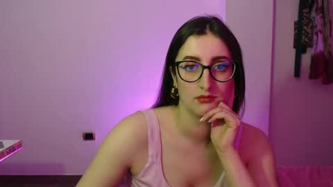 Victoria online show from November 24, 2025, 9:03 pm