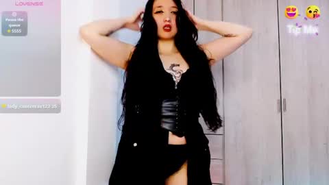Snapshot of victoria_smile_ chatting on June 18, 2026, 7:29 pm Victoria online show from June 18, 2026, 7:29 pm