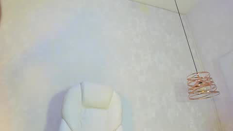 Victoria Sofia online show from September 27, 2025, 7:08 pm