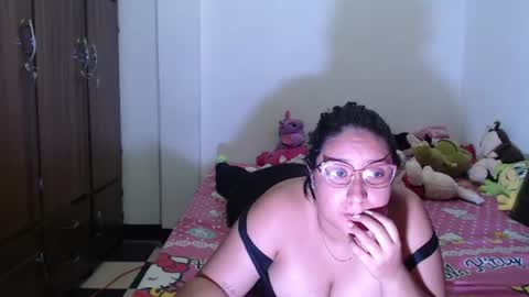 Victoria Silva online show from June 11, 2026, 2:11 am