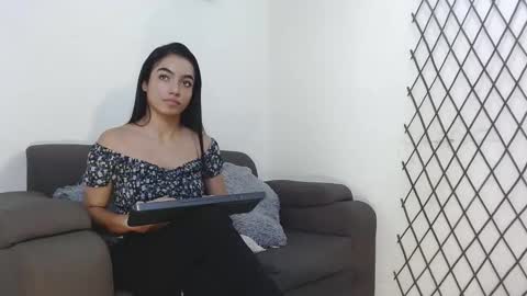 Snapshot of victoriabianchi chatting on February 24, 2026, 3:32 pm Vicky online show from February 24, 2026, 3:32 pm