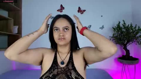 Victoria online show from November 2, 2025, 11:01 am