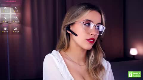 Snapshot of victoriadreamtt chatting on September 12, 2025, 8:20 pm Anasteisha Day Helen Night online show from September 12, 2025, 8:20 pm
