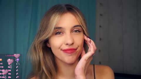 Snapshot of victoriadreamtt chatting on October 22, 2025, 7:57 pm Anasteisha Day Helen Night online show from October 22, 2025, 7:57 pm