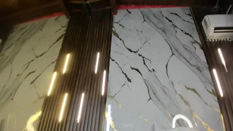 Victoria  online show from January 11, 2026, 8:03 pm