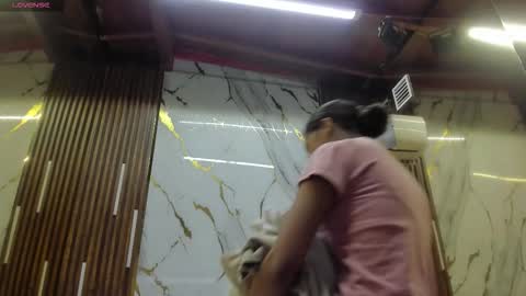 Victoria  online show from March 26, 2026, 8:03 pm