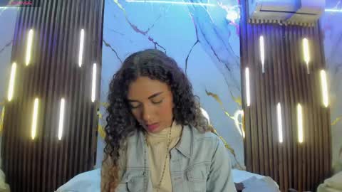 Snapshot of victoriaduarte chatting on April 27, 2026, 8:40 pm Victoria online show from April 27, 2026, 8:40 pm
