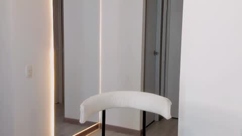 Vcitoria online show from October 3, 2025, 1:02 am