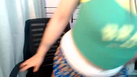 Victoria Harper online show from January 17, 2026, 1:43 am