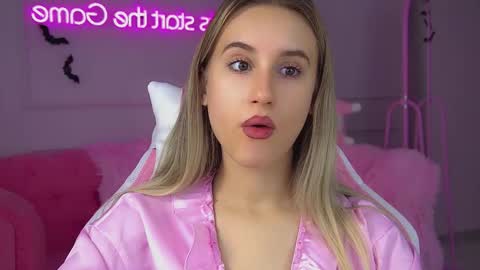 Victoria online show from October 18, 2025, 9:10 am