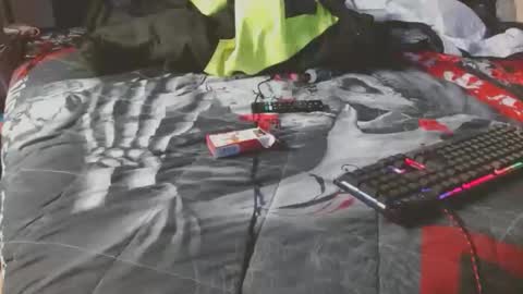 victoriajohn online show from November 7, 2025, 10:48 am