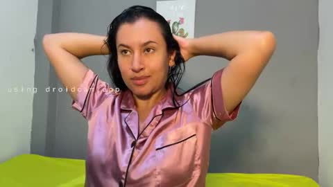 VICTORIA online show from January 6, 2026, 1:53 am