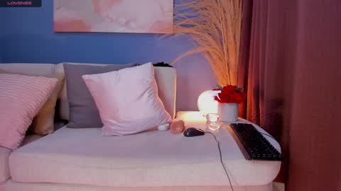 Victoria online show from December 3, 2024, 4:47 am