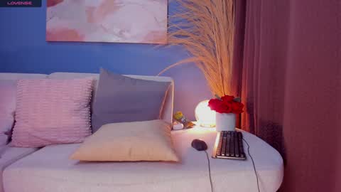 Victoria online show from December 4, 2024, 3:48 am