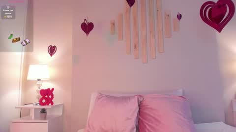 Snapshot of victorianoah_ chatting on February 11, 2025, 7:27 pm Victoria online show from February 11, 2025, 7:27 pm