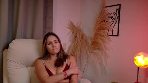 VictoriaNova online show from February 23, 2026, 6:38 pm