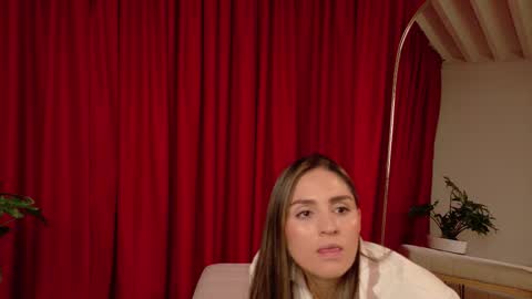 VictoriaNova online show from March 12, 2026, 7:20 pm