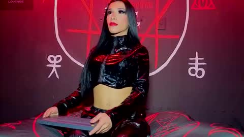 Snapshot of victoriavampire666 chatting on September 16, 2025, 3:29 am Victoria Vampire online show from September 16, 2025, 3:29 am