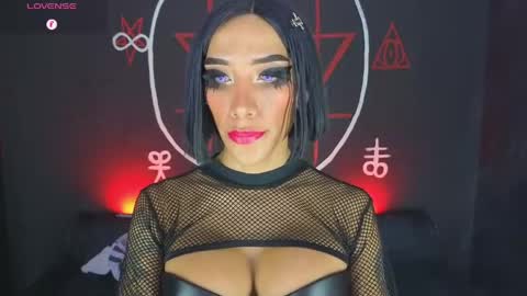 Victoria Vampire online show from April 6, 2026, 4:46 am