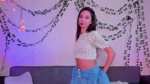 Snapshot of victoriawilder chatting on October 29, 2025, 4:42 pm Victoria online show from October 29, 2025, 4:42 pm