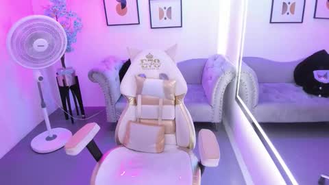 Victoria.  online show from February 9, 2026, 12:20 pm