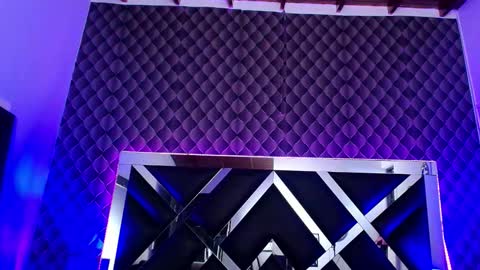 victtoria lee online show from October 20, 2025, 7:03 pm