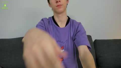 Snapshot of viego_pattel chatting on November 5, 2025, 12:49 pm Viego Pattel online show from November 5, 2025, 12:49 pm