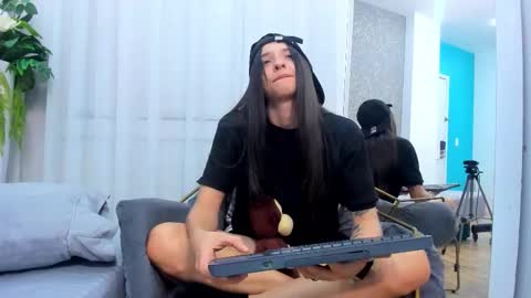 viictoriiasaenz online show from February 20, 2026, 3:47 am