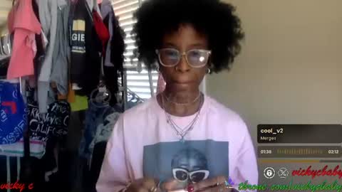 Snapshot of viiickyyy chatting on December 6, 2024, 7:12 pm Vicky C Vicky V - Vicky C Baby Baby Vee - Schoolgurl V - V the Qween of Edging - Miss Vicky if U Nasty online show from December 6, 2024, 7:12 pm
