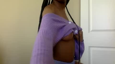 Snapshot of viiickyyy chatting on February 28, 2025, 4:10 pm Vicky C Vicky V - Vicky C Baby Baby Vee - Schoolgurl V - V the Qween of Edging - Miss Vicky if U Nasty online show from February 28, 2025, 4:10 pm