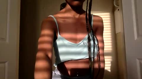 Snapshot of viiickyyy chatting on March 4, 2025, 1:06 pm Vicky C Vicky V - Vicky C Baby Baby Vee - Schoolgurl V - V the Qween of Edging - Miss Vicky if U Nasty online show from March 4, 2025, 1:06 pm