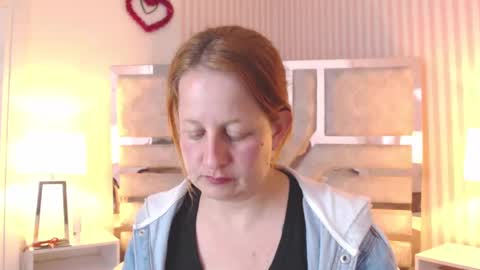 Violeta online show from December 23, 2024, 12:46 am