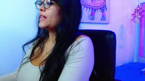 Snapshot of viiolleta chatting on April 23, 2026, 12:15 pm viioleta online show from April 23, 2026, 12:15 pm